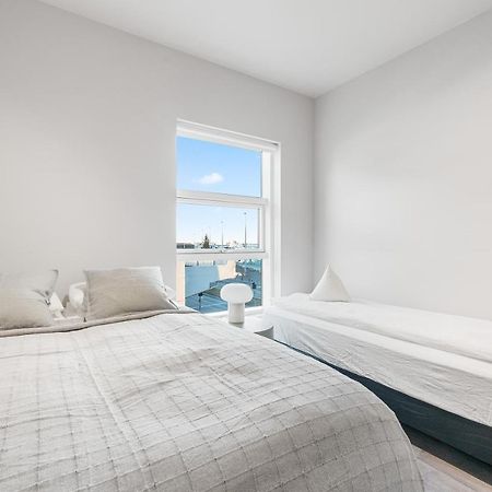 Harbour Lux 3Br & 2Ba In The Heart Of The City With Free Parking Reykjavik Exterior photo