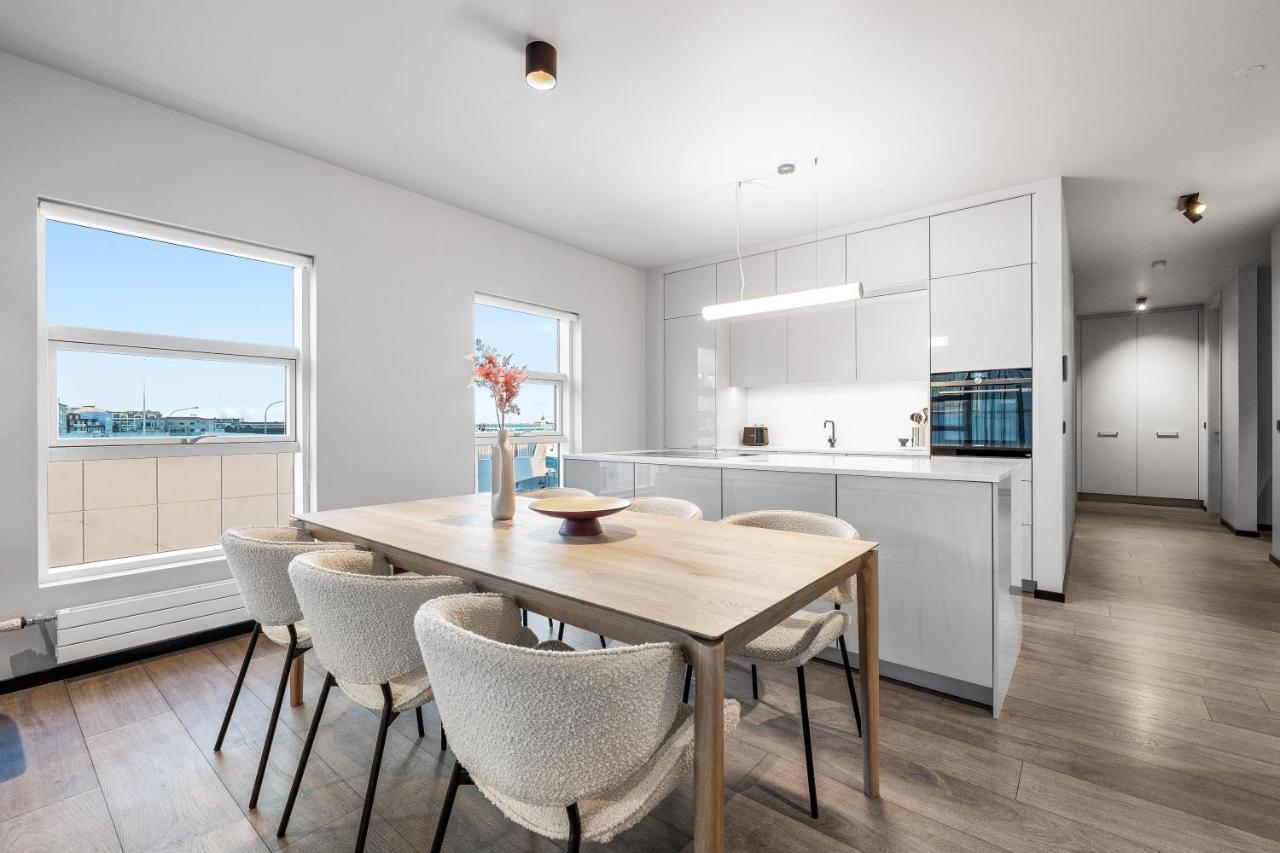 Harbour Lux 3Br & 2Ba In The Heart Of The City With Free Parking Reykjavik Exterior photo